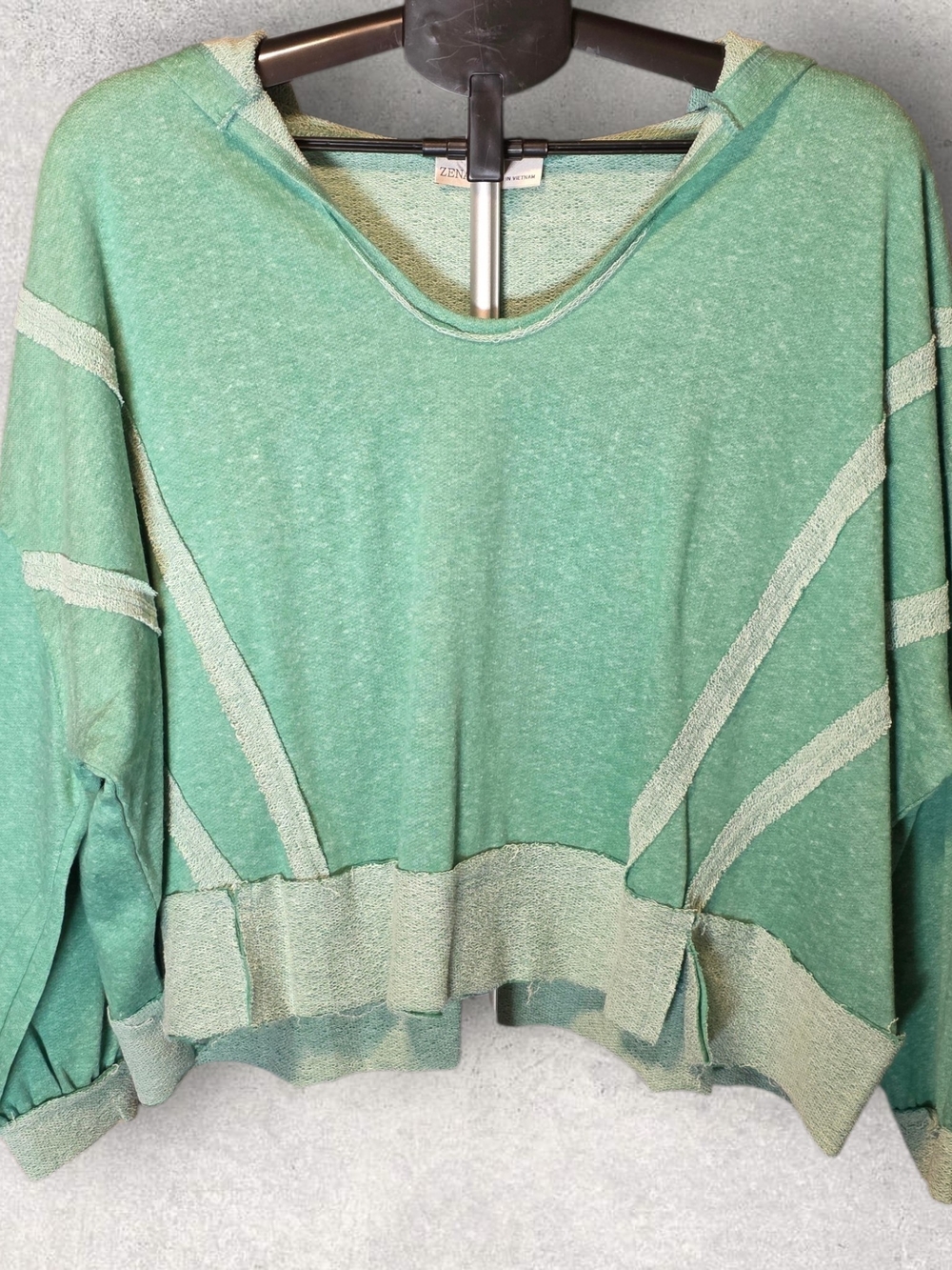 Zenana Outfitters Green Lightweight Hooded Sweatshirt